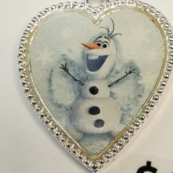Disney Frozen Olaf Fine Silver Plated Necklace Pendant NIP - Picture 3 of 8